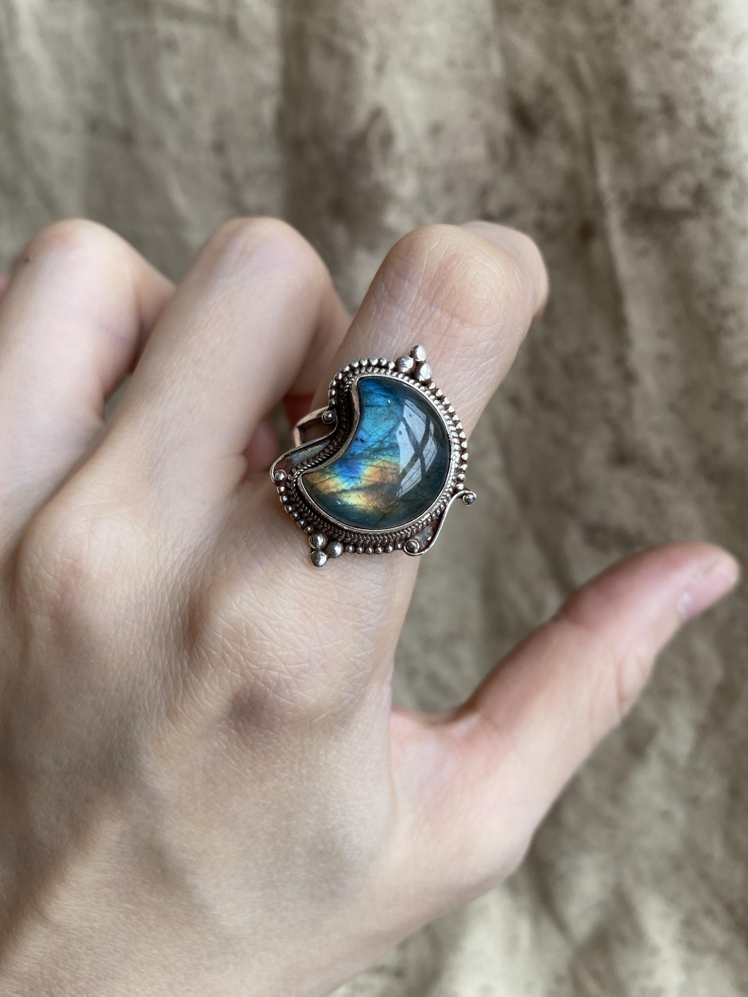 Elongation (cotton cracks present)