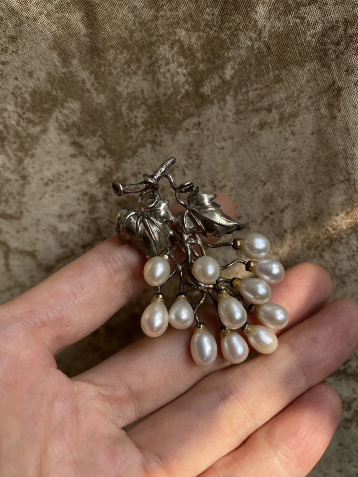 Freshwater Pearl Grape (Brooch/Pendant)