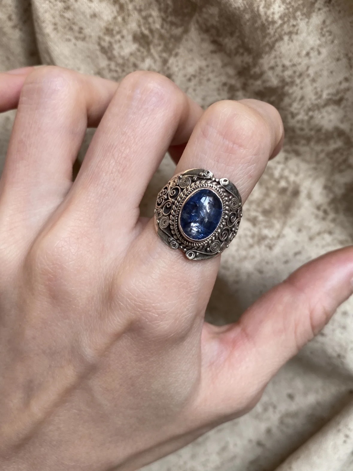 Blue Crystal (have internal and external cotton cracks)