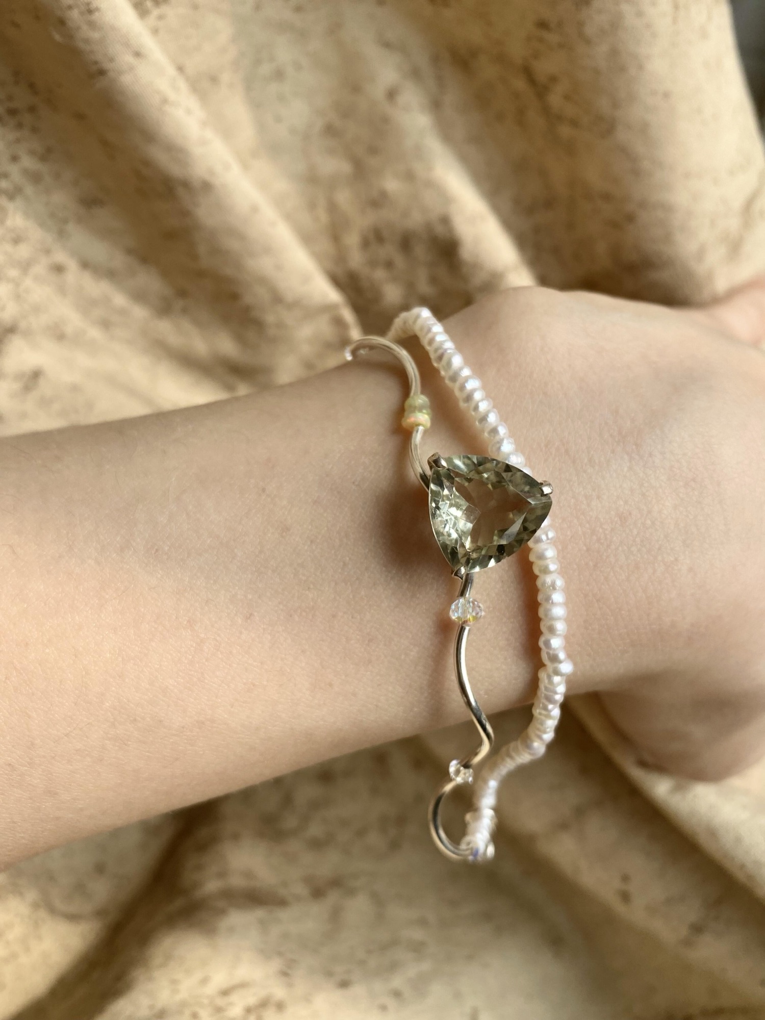 Green Freshwater Pearl Silver Bracelet (14-15cm wrist circumference)